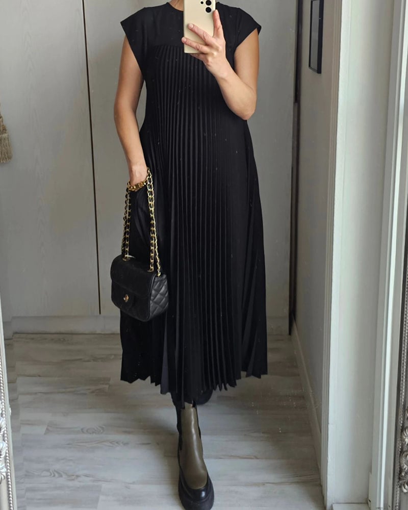 Claire - Elegant Pleated Spliced Maxi Dress