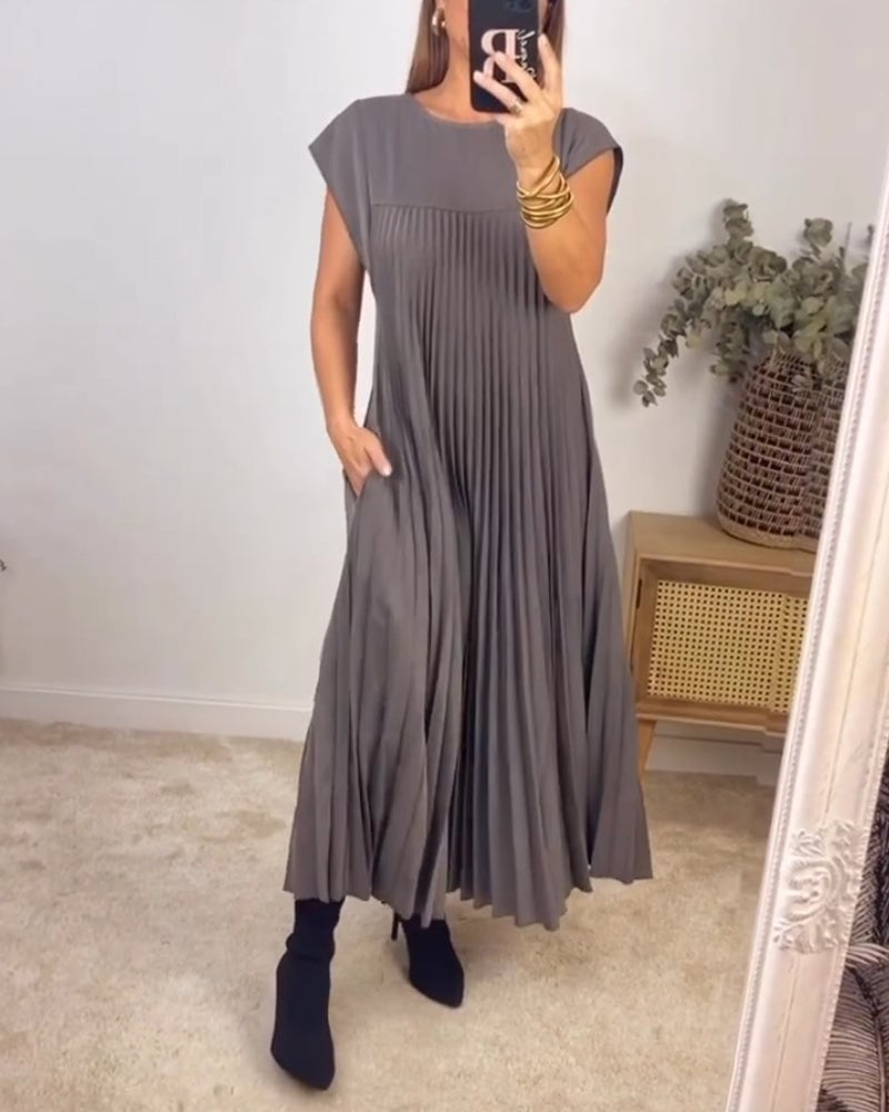 Claire - Elegant Pleated Spliced Maxi Dress