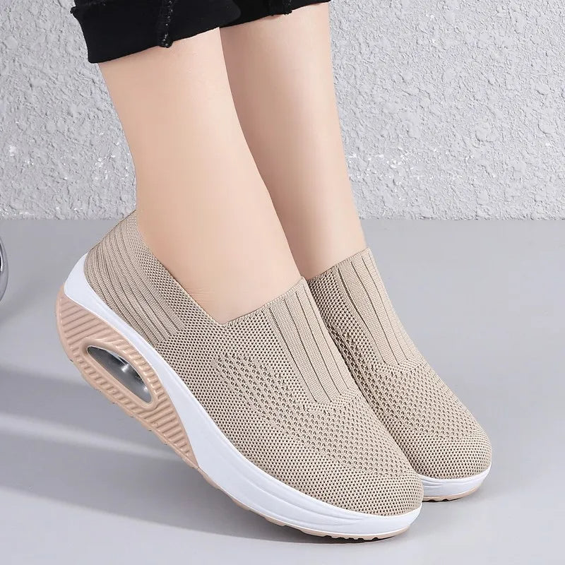 Emberlyn - Comfortable Mesh Orthopedic Sneakers