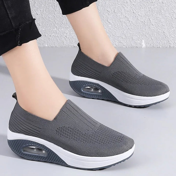 Emberlyn - Comfortable Mesh Orthopedic Sneakers