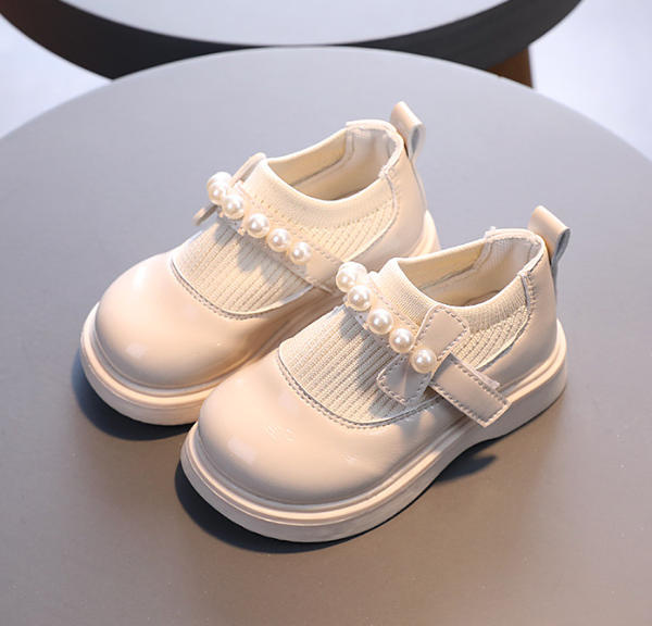 Girls' Patent Leather Classic Princess Flats