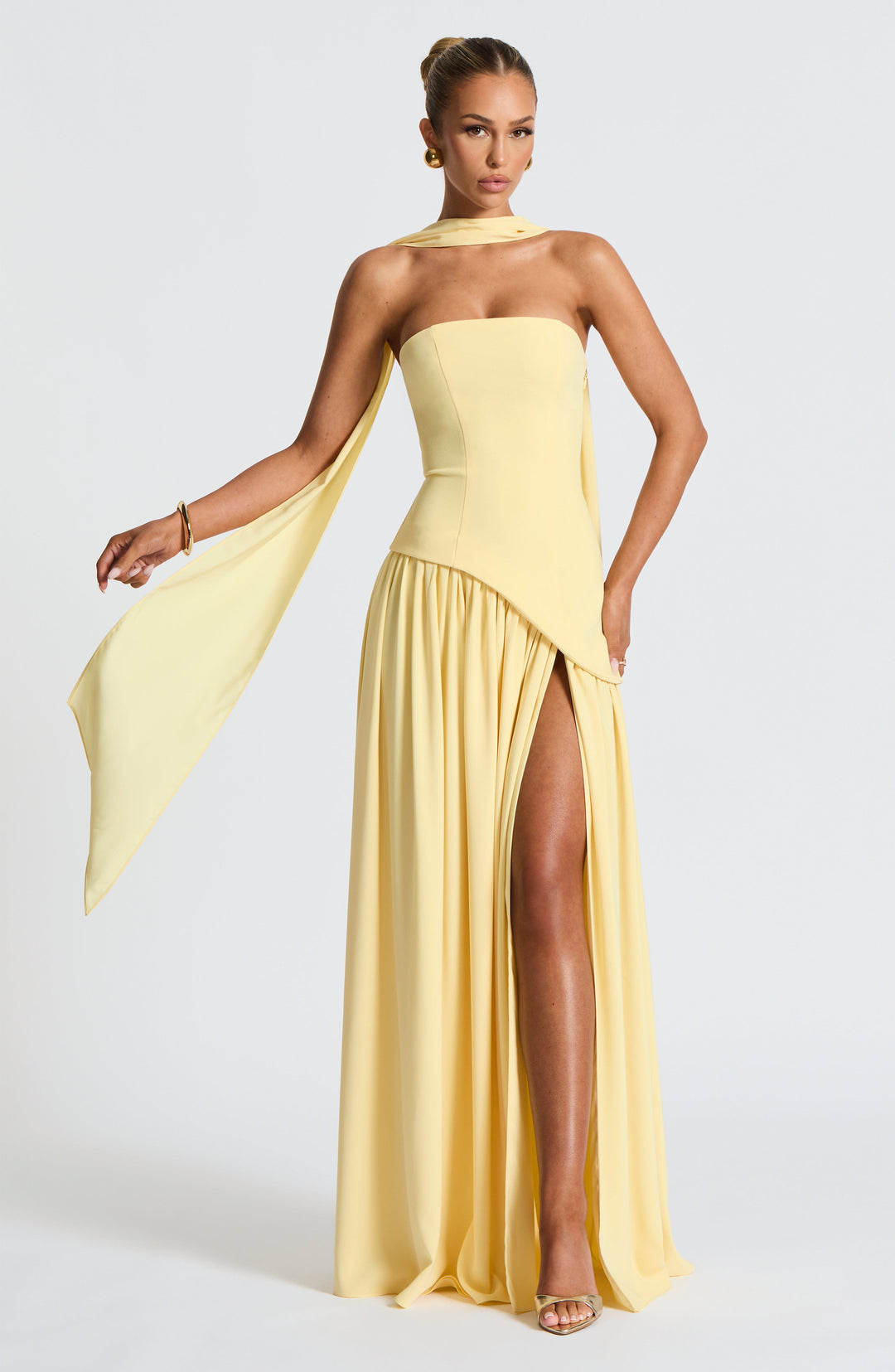 Bronte - Elegant Backless Pleated Maxi Dress